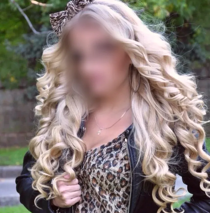 Astrid, 30