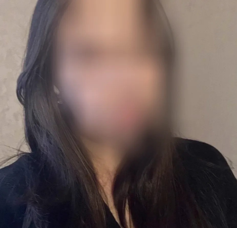 Corinna, 20
