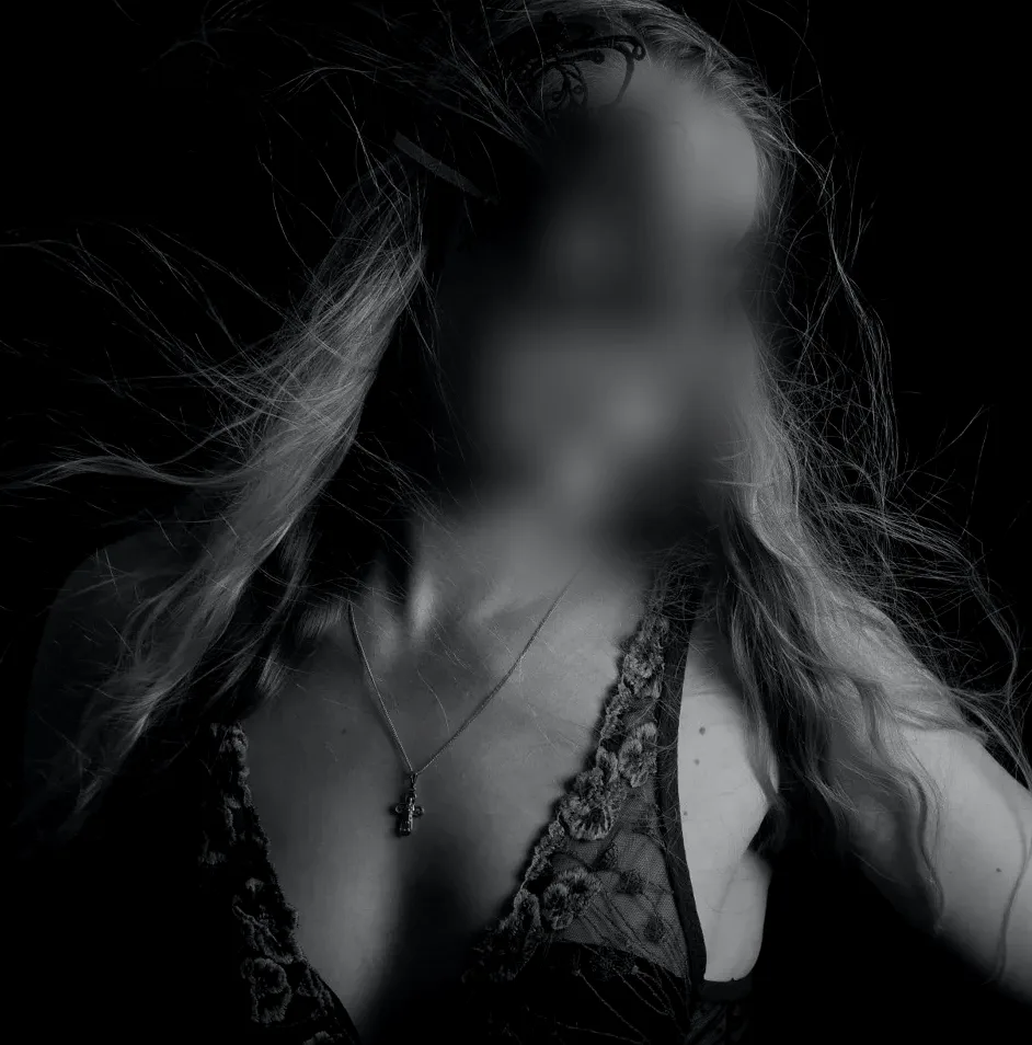 Dilara, 34