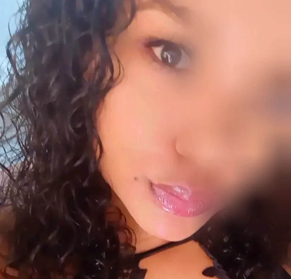 Marina, 33