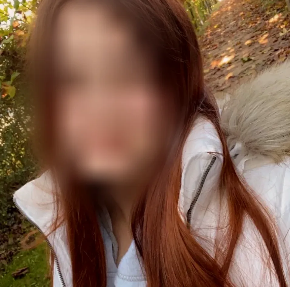 Nora, 21
